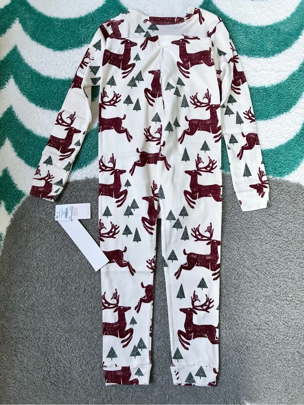 NWT - Tea Collection Holiday Pajamas (Cream/Burgundy/Green) Size 8